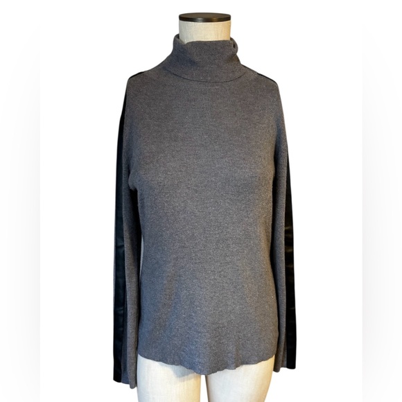 Katherine Barclay Wool Cashmere Blend Gray Faux Leather Turtleneck Sweater Sz M - Picture 1 of 10